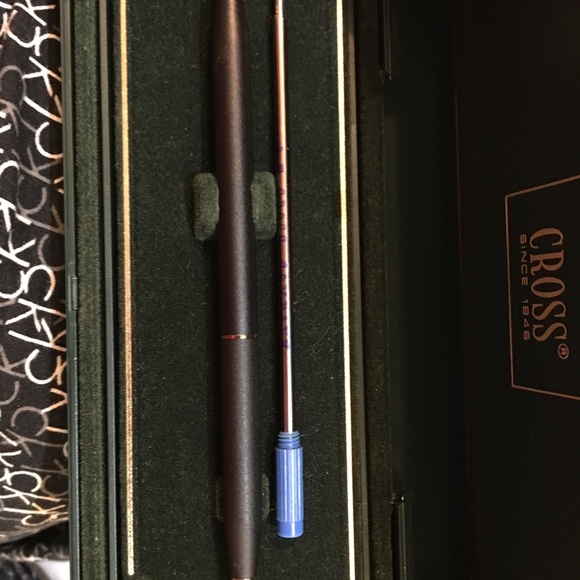 FREE with 300 purchase Cross century class lady - Picture 7 of 8